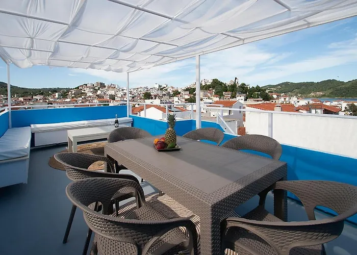 Holiday home Capolavoro, Boutique With Unique Rooftop Skiathos Town