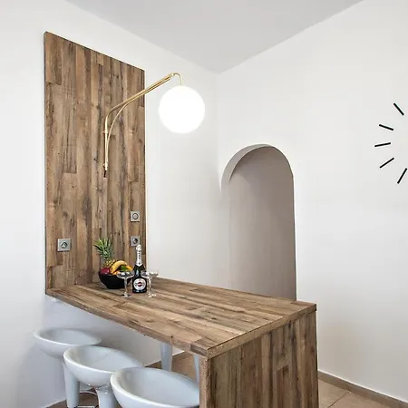 Capolavoro, Boutique With Unique Rooftop 度假居 斯基亚索斯镇