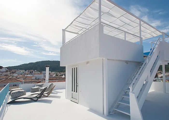 Capolavoro, Boutique With Unique Rooftop בית נופש